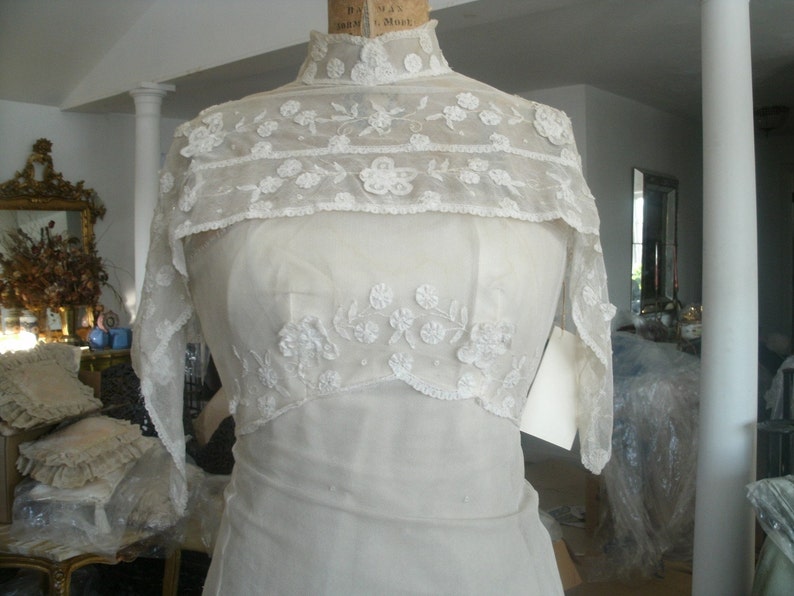 Vintage Edwardianstyle Belgium lace Bridal gown size 5 image 4