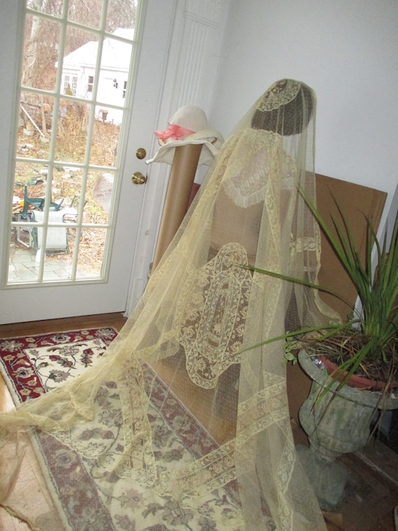 Antique normandy mixed lace long veil antique wedd