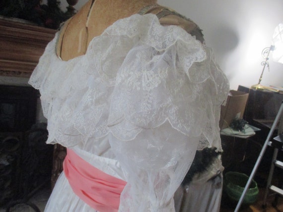 Gunne Sax 1970  english lace long gown    size 7 - image 4