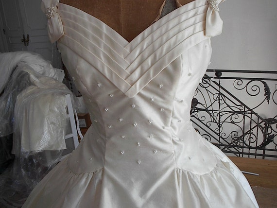 silk shantung wedding dress