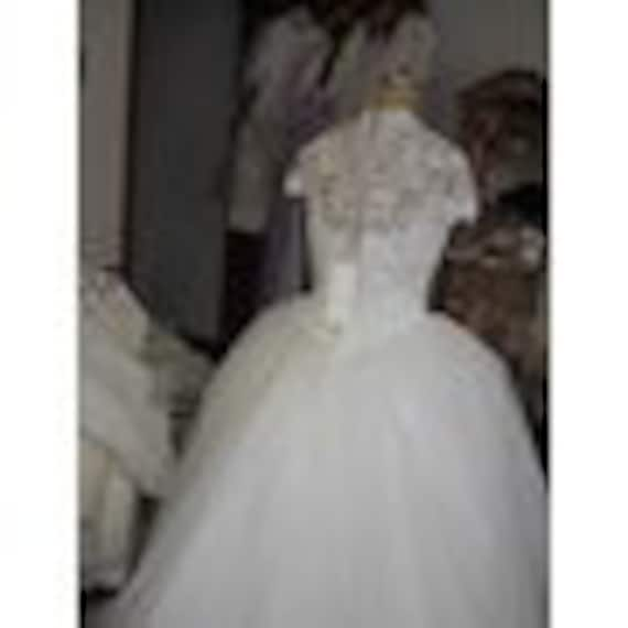 ivory tulle ballgown size 10 - image 3