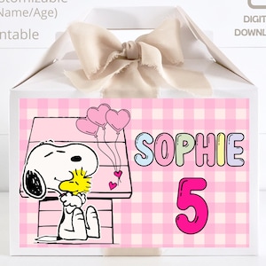 Snoopy birthday girl Party Gable Boxes, Peanuts birthday Party Favors treats Gift Boxes, Custom Stickers Snoopy pink