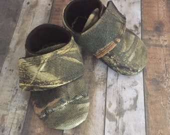 camo baby shoes