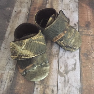 Camo Baby Shoes with strap | Duck Hunter |  Newborn up to 4T