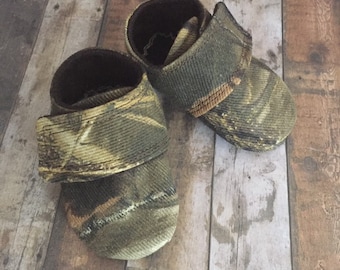 Camo Baby Shoes with strap | Duck Hunter |  Newborn up to 4T