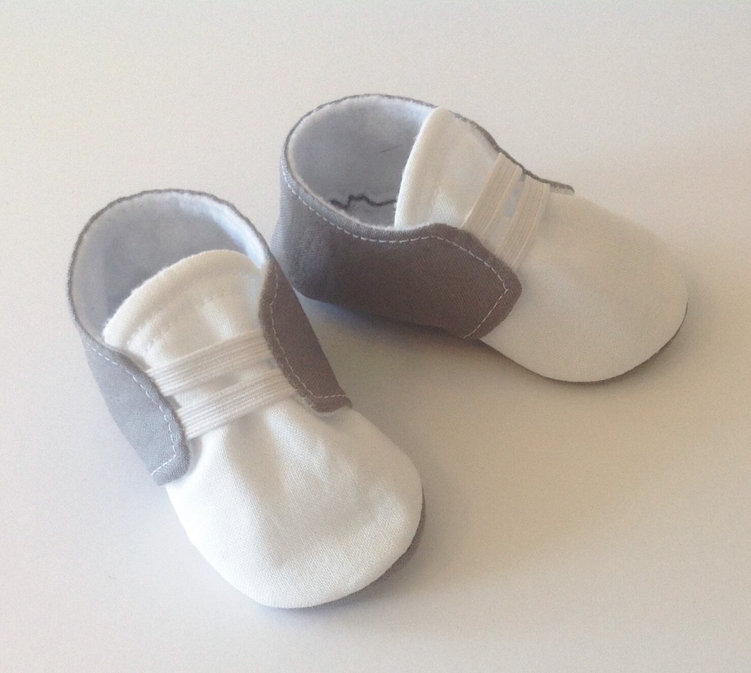 Gray & White Baby Shoes With Elastic Newborn Size up to 18 - Etsy