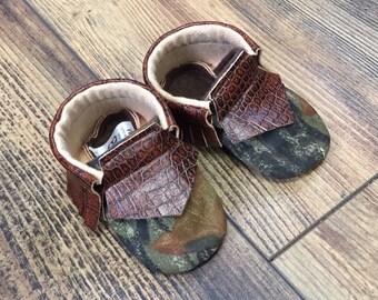 Camo Baby Moccasins | Newborn size up to 24 M