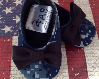 Navy Camo Girl Shoes with Bows | Girls Slippers | Newborn size up to 24 Months