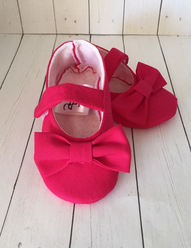 Hot Pink Baby Girl Shoes with Bows 