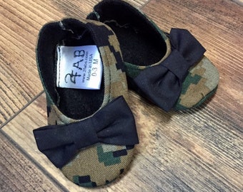 US Marine Corps Camo Girl Shoes with Bows | Girls Slippers | Newborn size up to 24 Months