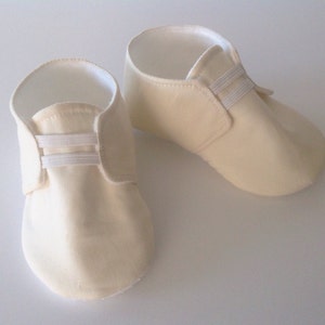 Ivory Baby Shoes with Elastic | Newborn size up to 18 Months