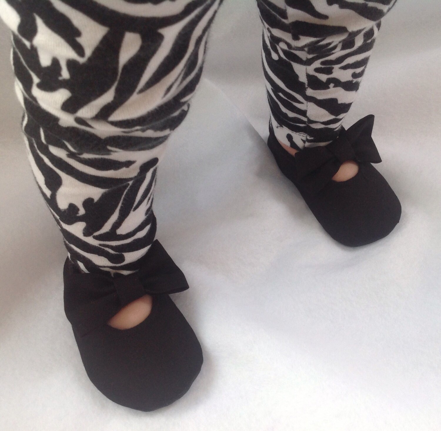 Black Baby Girl Shoes With Bows on Straps | Newborn Size up to 24 ...