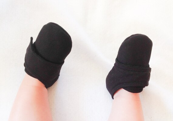 black hard bottom shoes for babies