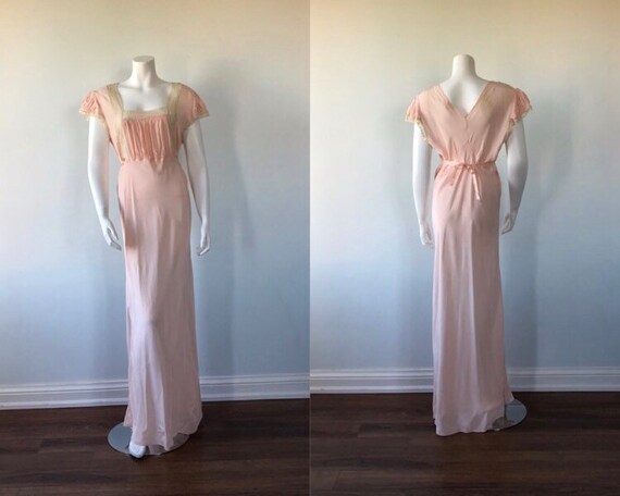 Vintage 1940s Nightgown, Vintage Victorian Style N