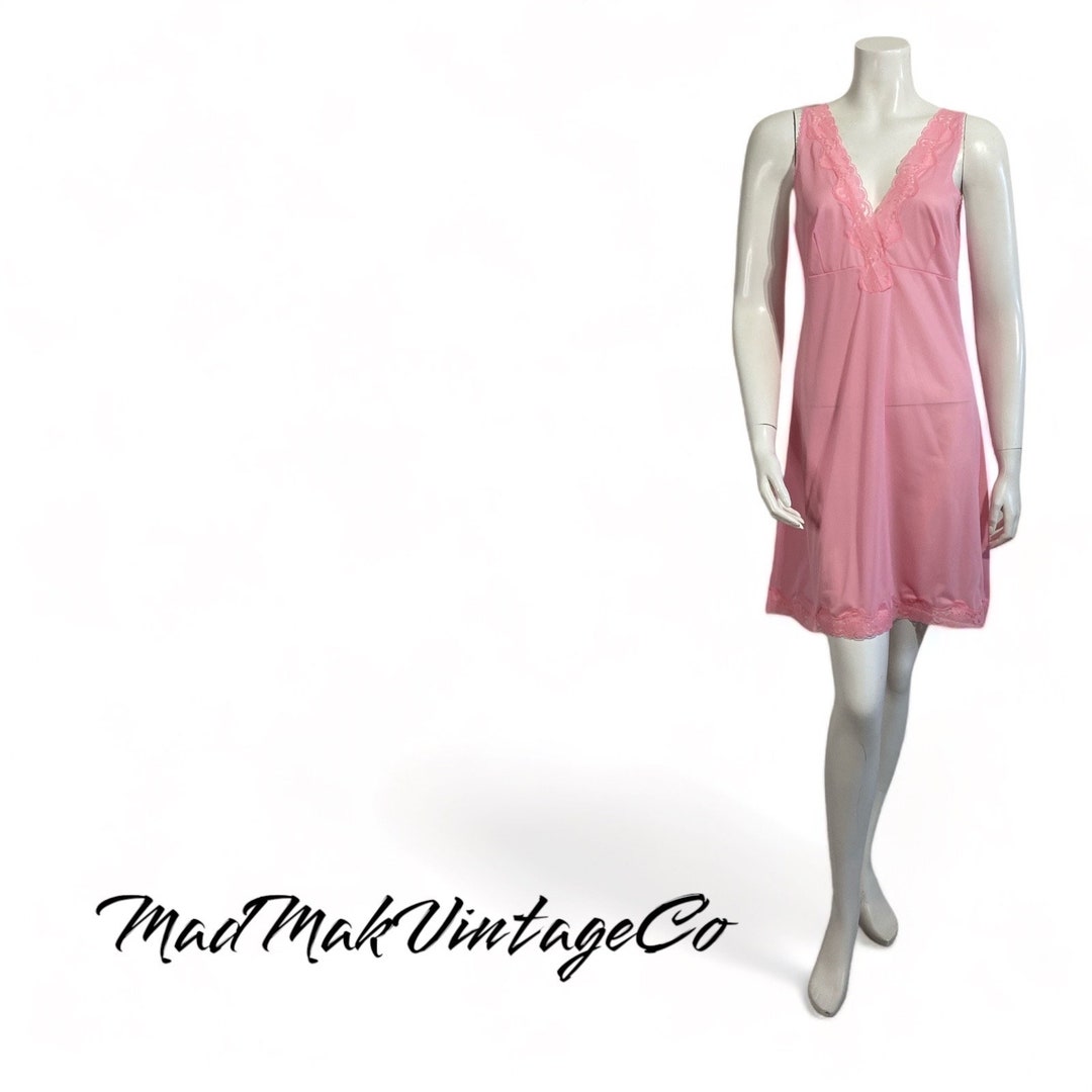 00s Pink pattern slip (M)