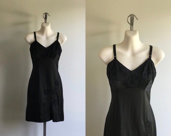 Vintage Black Slip, Vintage Full Slip, Dorsay, Vin