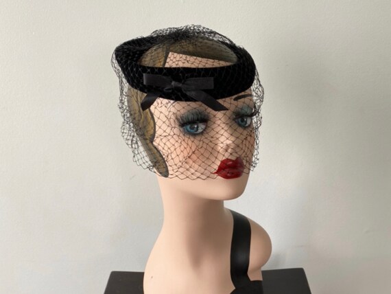 Fascinator, Vintage Fascinator, Formal Fascinator,