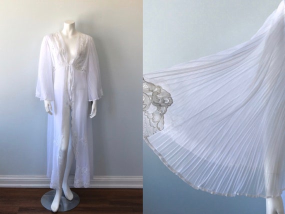 Vintage White Negligee, Vintage White Robe, Bridal
