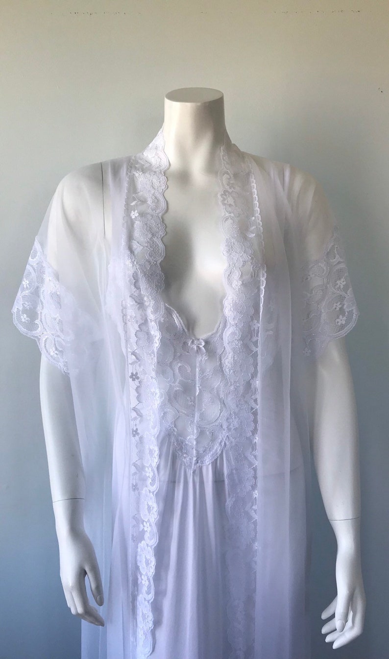 Vintage Nightgown Chiffon Negligee Set Vintage White Peignoir Set Vintage Lingerie White Peignoir Set Vintage Peignoir