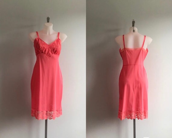 Vintage Slip, Vintage Slips, 1960s Slips, 1960s Do