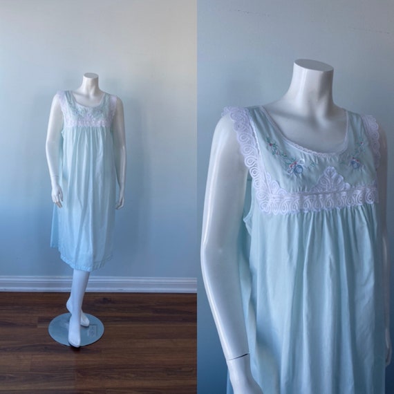 Barbizon, Vintage Pale Green Nightgown, Green Nigh