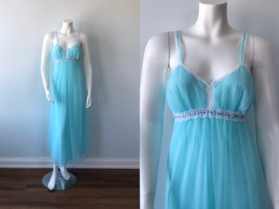 1960s Nightgown Romantic Nightgown Vintage Lavender Chiffon Nightgown French Maid Lavender Nightgown Vintage Chiffon Nightgown