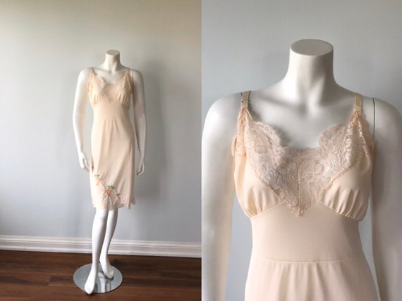 Vintage Full Slip, Dorsay, 1960s Slip, Peach Full