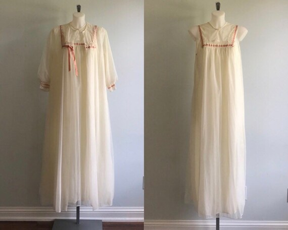 Vintage Chiffon Peignoir Set, Cream Peignoir Set,