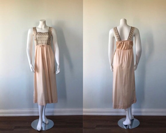 Jan 6 Vintage Nightgown, Vintage 1960s Nightgown,