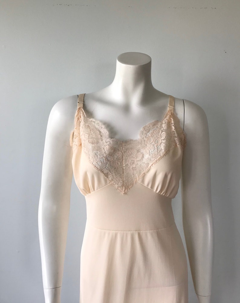 Peach Full Slip Vintage Full Slip Vintage Lingerie 1960s Slip Dorsay Vintage Slip Peach Slip