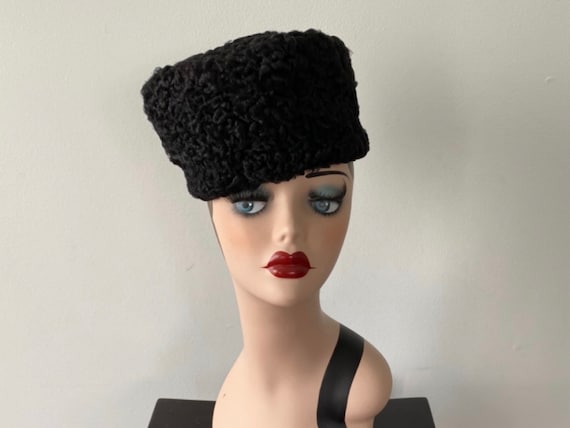 Vintage Persian Lamb Pill Box Hat, Fur Hat, Black