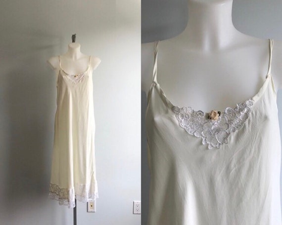 Vintage Cream Nightgown, Ivory Nightgown, Custom M