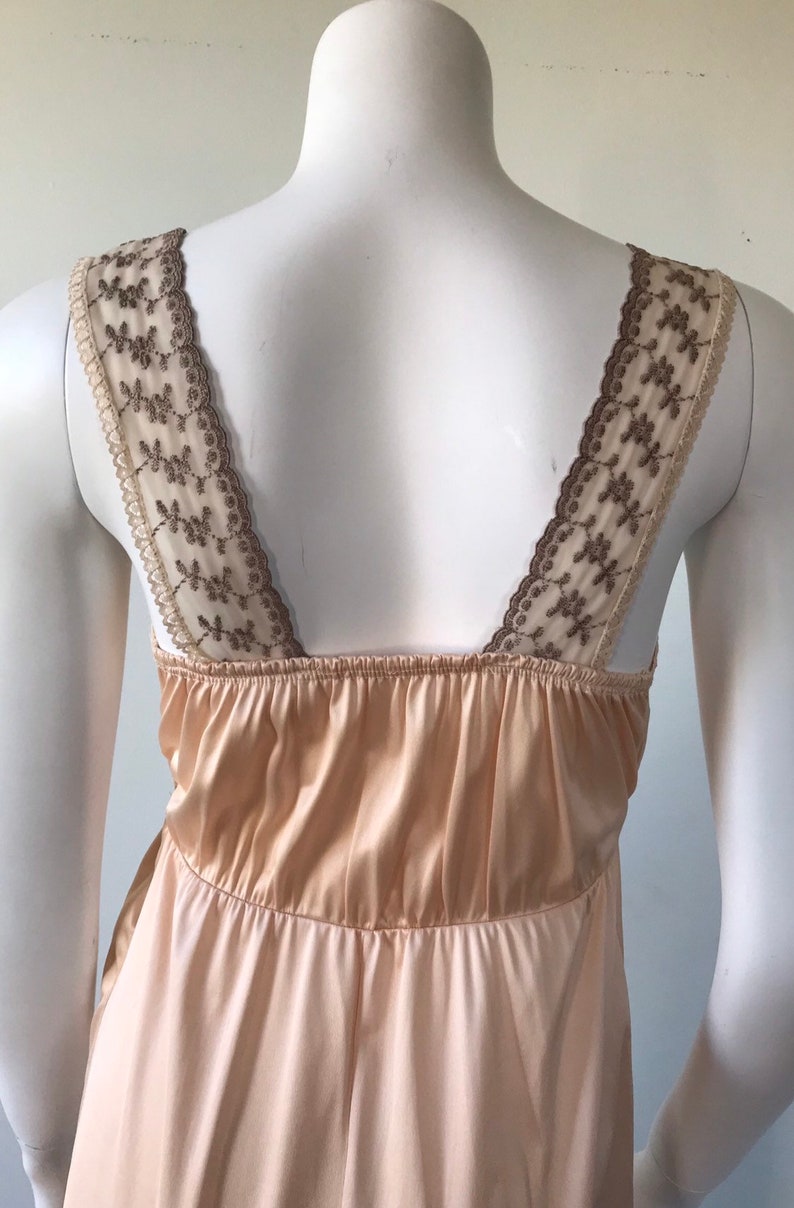 Peach Nightgown Jan 6 Vintage Nightgown Vintage 1960s Nightgown 1960s Nightgown Embroidered Peach Nightgown