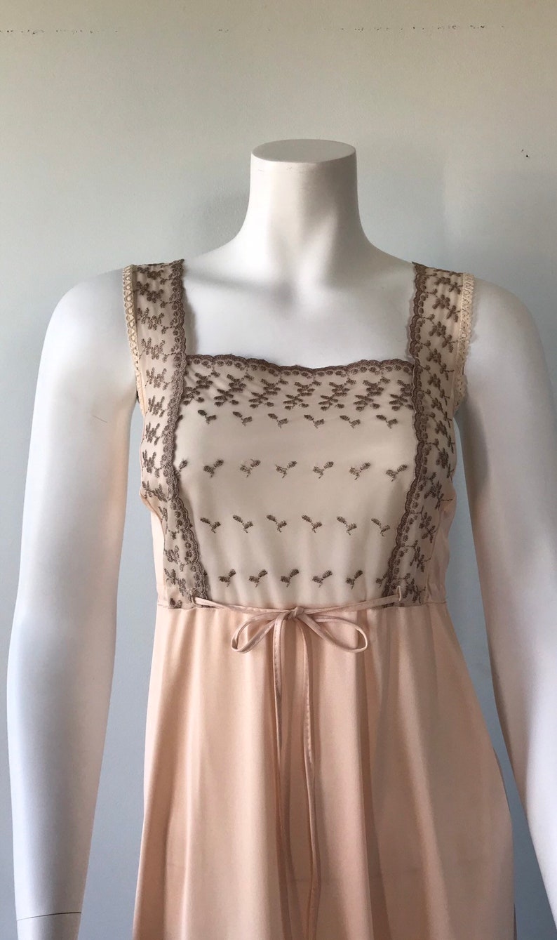 Peach Nightgown Jan 6 Vintage Nightgown Vintage 1960s Nightgown 1960s Nightgown Embroidered Peach Nightgown