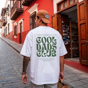 Cool Dads Club Shirt als Cooles Geschenk für Papa, Cooles Vater Tshirt, Jahreszahl T-shirt Papa, Best Dad Geschenk, Vatertag Geschenkidee