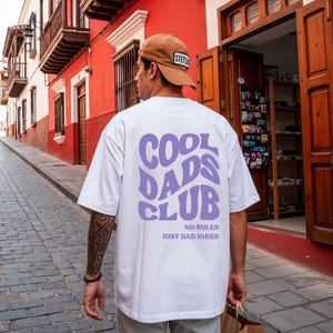 Cool Dads Club Shirt als Cooles Geschenk für Papa, Cooles Vater Tshirt, Jahreszahl T-shirt Papa, Best Dad Geschenk, Vatertag Geschenkidee