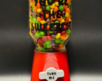Personalized Candy Dispenser – Custom Text, 3D Printed Gift
