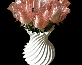 Pink 3D-Printed Roses with Vase – A Forever Bloom for Any Occasion