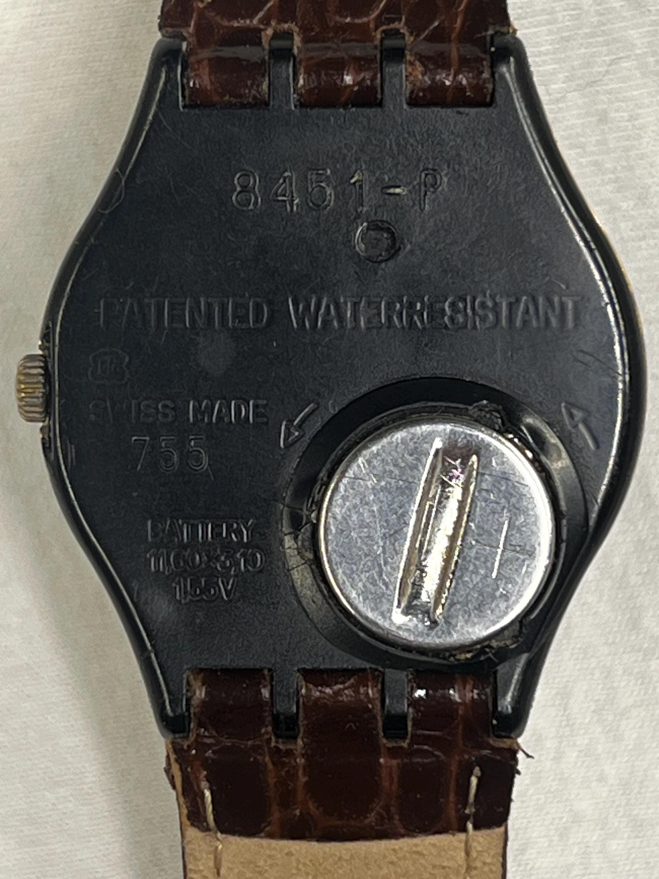 Vintage Swatch Albatross (GX700) – 1988 Swiss Quartz Watch  display picture 1