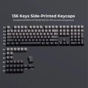 Peut inclure: Ensemble de 136 touches de clavier &agrave; impression lat&eacute;rale, adapt&eacute;es aux claviers m&eacute;caniques. Les touches grises sont dispos&eacute;es pour illustrer diff&eacute;rentes configurations de clavier. Le texte de l'image indique : "136 Keys Side-Printed Keycaps" et "Suitable for 61/68/84/87/96/98/100/104/108 mechanical keyboards."