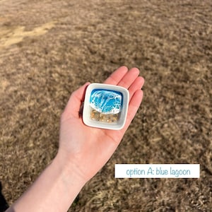 Square Shaped Ocean Resin Trinket Dish – Handcrafted Ceramic Jewelry Dish, Beachy Home Decor