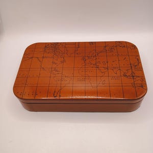 World Map Glossy Wood Magnetic Closure Lined Trinket/Jewelry Box