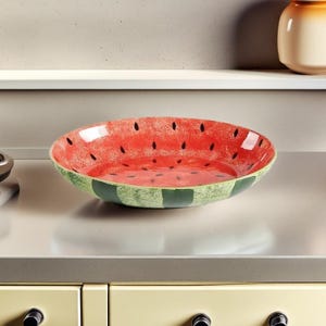 Handbemalter ovaler Keramikteller Wassermelone | Design, hochwertiges Unterglasur-Farbgeschirr | Einzigartige Obst und Gemüse Servierplatte