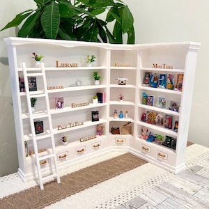 Mini Library for Mini Brands Books | 1/6th Scale | Mini bookshelf | Mini books | Miniature | 3D Printed l Mini Book Display