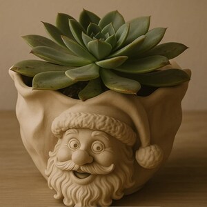 Happy Santa Planter | 3D Printed Succulent Pot | Christmas Sweet Bowl | Quirky Houseplant Gift | Festive Desk Decor | Dual Use Xmas Pot