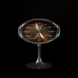 Mid-Century Modern Space Age Pedestal Clock, Made in Japan 1970s by Rhythm