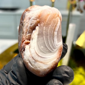 7.5 oz - Huge, collector quality Lake Superior Agate with amazing banding and formations