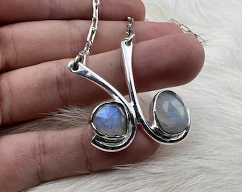Sterling Silver Moonstone Necklace