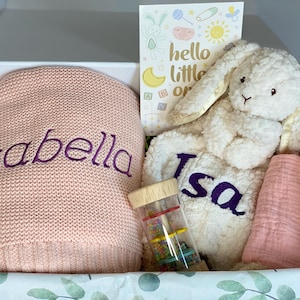 Baby shower gift box, personalized baby keepsake, newborn gift set, new baby girl gift, new baby boy gift, gender neutral custom gift set