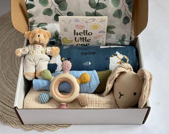 Personalized baby gift, baby shower gift set, newborn gift basket, name new baby gift box, embroidered muslin baby keepsake, custom boy gift